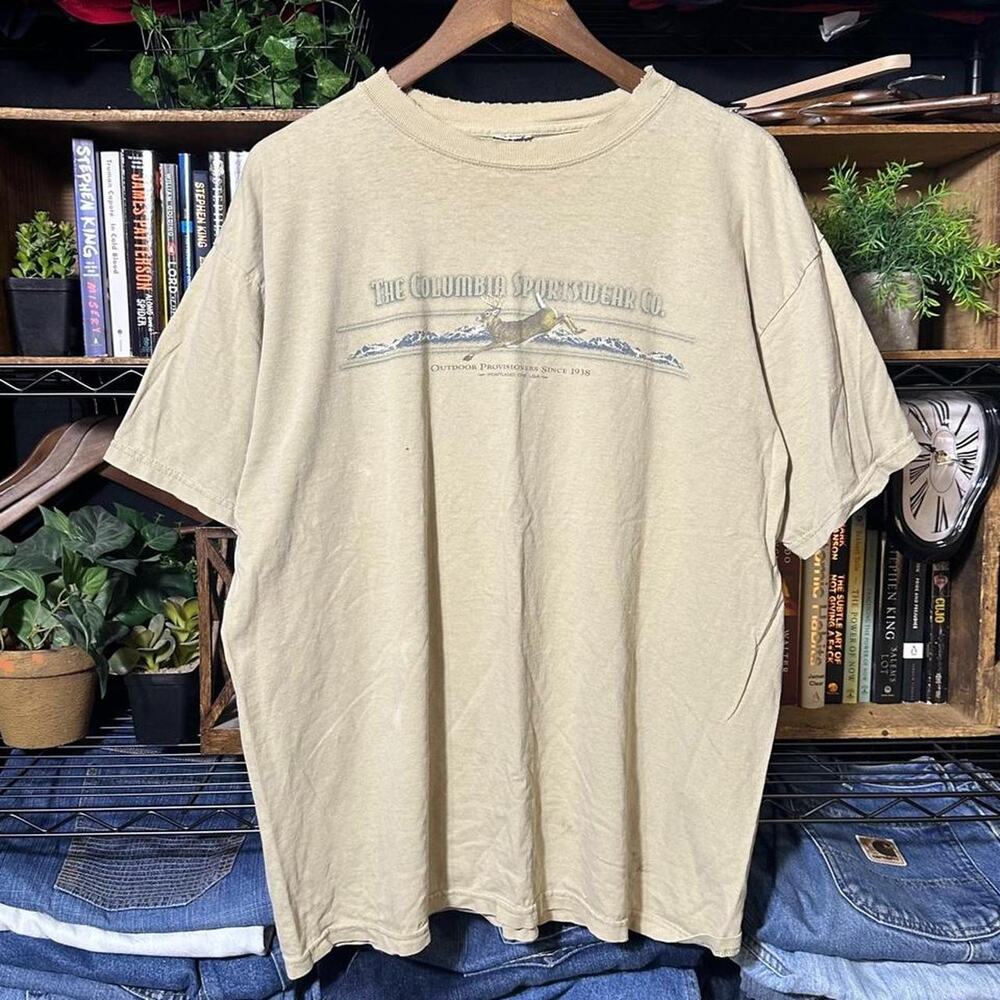 Vintage Y2K Columbia Sportswear Faded Distressed Tee Men XL Cream Wildlife Shirt